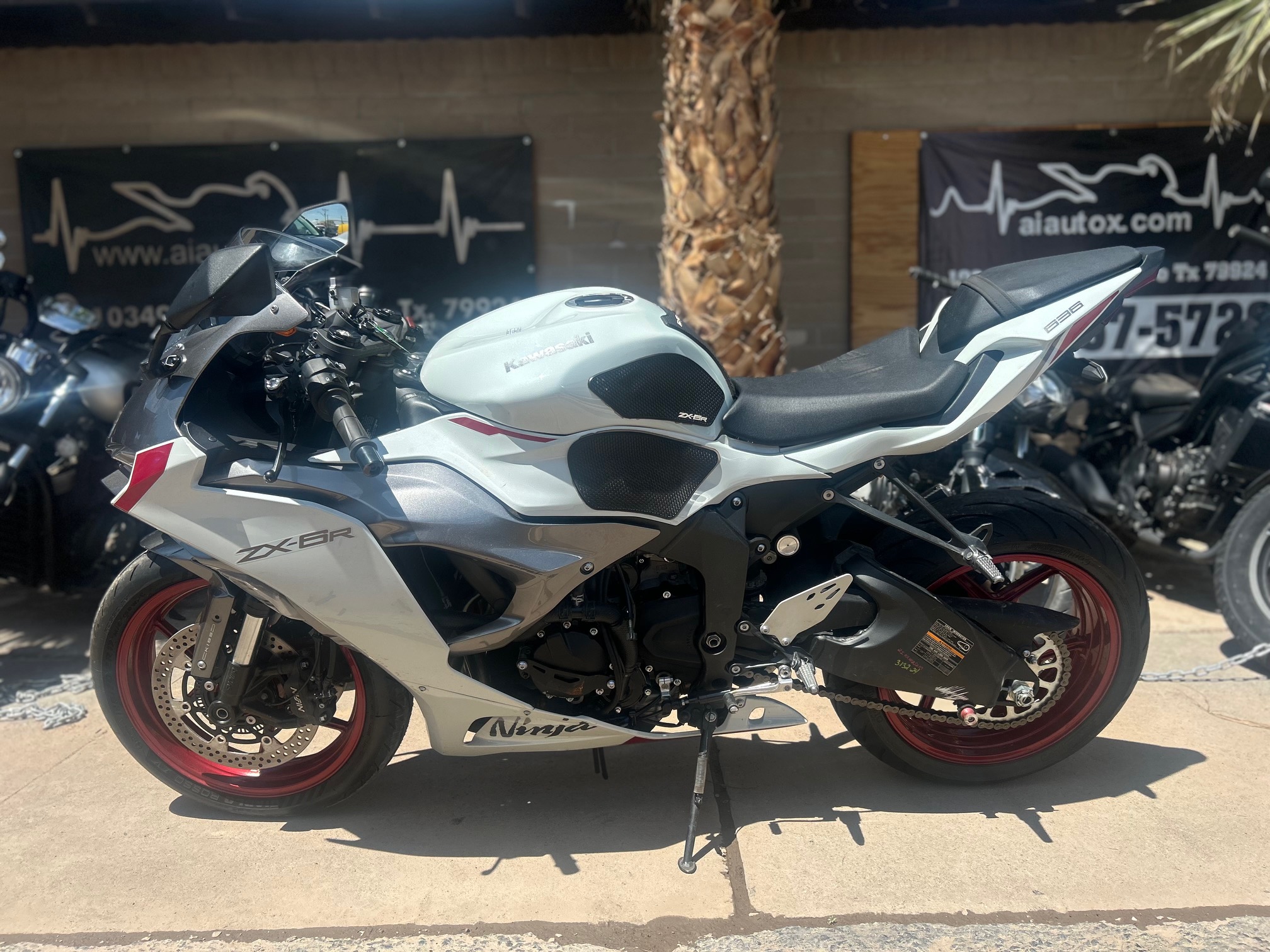 2024 KAWASAKI NINJA ZX-6R $11,500 6,282 MI V#006941 – Ai